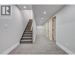 8 EDGEVIEW Crescent - 42