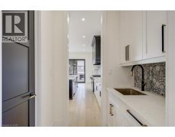 8 EDGEVIEW Crescent - 9