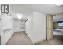 150 WILSON Street W UnitNo. PH1 - 25