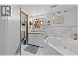 276 BROADVIEW Avenue - 34