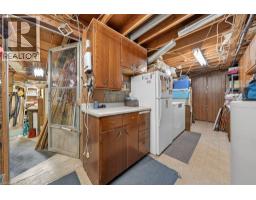 276 BROADVIEW Avenue - 40