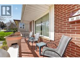 276 BROADVIEW Avenue - 7