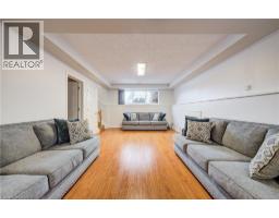 271 COLLEGE Street W - 23