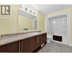 149 JUNO Crescent - 35