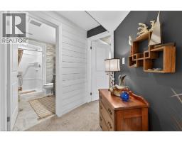 418 NELSON Street W UnitNo. 7 - 33