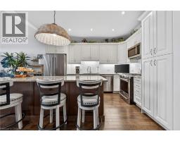 418 NELSON Street W UnitNo. 7 - 9