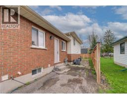 48 ALBERT Street E - 32