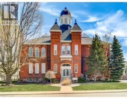 27 CHAPEL Street UnitNo. 202 - 28