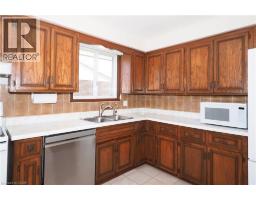 35 REINER Crescent - 16