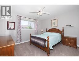 35 REINER Crescent - 19