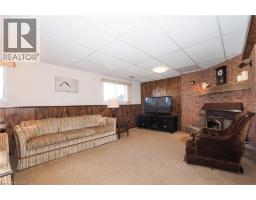 35 REINER Crescent - 24