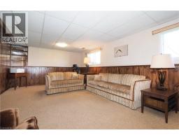 35 REINER Crescent - 25