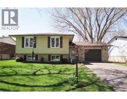 35 REINER Crescent - 3