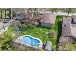 35 REINER Crescent - 42