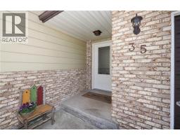 35 REINER Crescent - 5