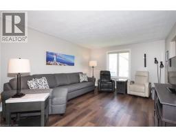 35 REINER Crescent - 9