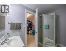 44 GEOFFERY Road - 17