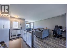 44 GEOFFERY Road - 5