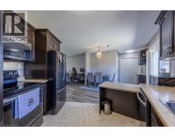 44 GEOFFERY Road - 9