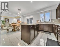 35 WILMOT Road - 17