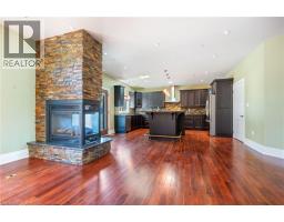 114 DONJON Boulevard - 14