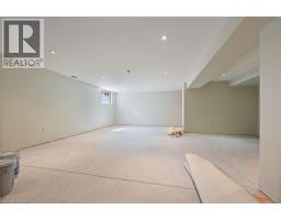 114 DONJON Boulevard - 28
