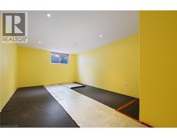 114 DONJON Boulevard - 30