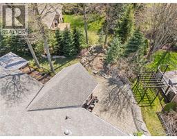114 DONJON Boulevard - 32