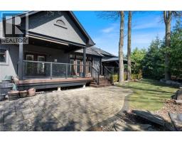 114 DONJON Boulevard - 36