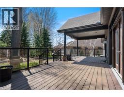 114 DONJON Boulevard - 37