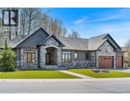 114 DONJON Boulevard - 40