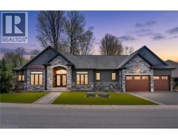 114 DONJON Boulevard - 41