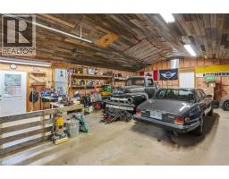 27 BLOSSOM Avenue - 35