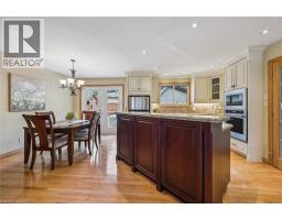 574 SPRUCEHILL Avenue - 11