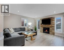 99 UDVARI Crescent - 13