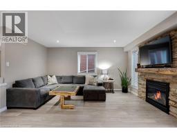 99 UDVARI Crescent - 14