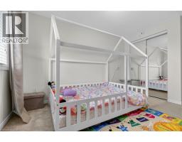12 FERNCLIFFE Street - 27