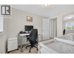 12 FERNCLIFFE Street - 30