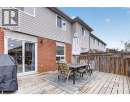 12 FERNCLIFFE Street - 40
