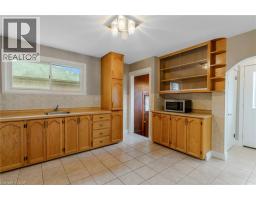 58 AVENUE Road - 11