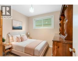 58 AVENUE Road - 16