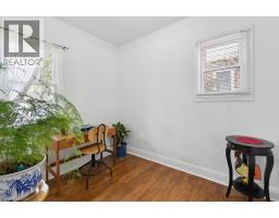 26 SYDNEY Street N - 12