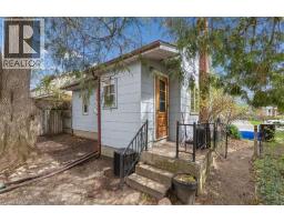 26 SYDNEY Street N - 19