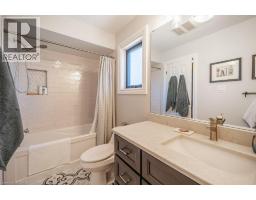79 GAYDON Way - 25