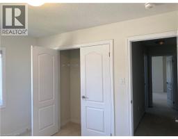 2 CAHILL Drive - 33