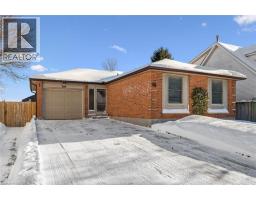 98 Peachtree Crescent, MLS 40800879