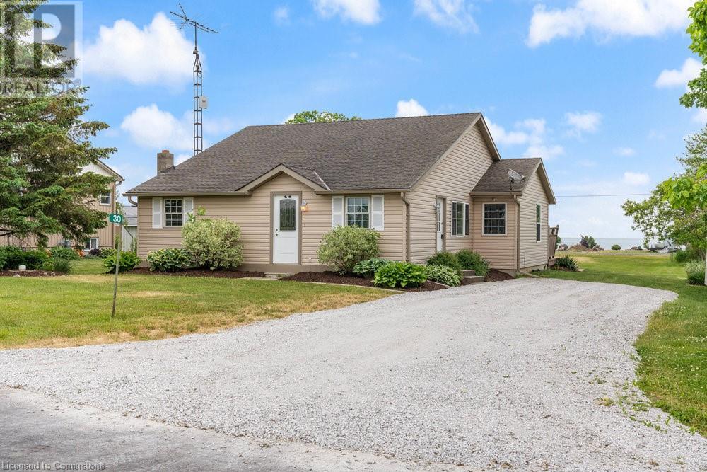 30 OLD LAKESHORE Road, Port Dover