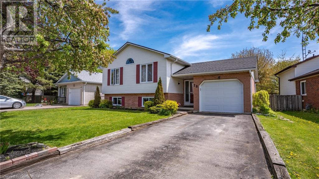 28 THOMPSON Drive, Port Dover