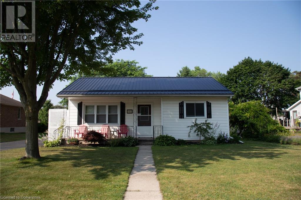 831 MAIN Street, Port Dover