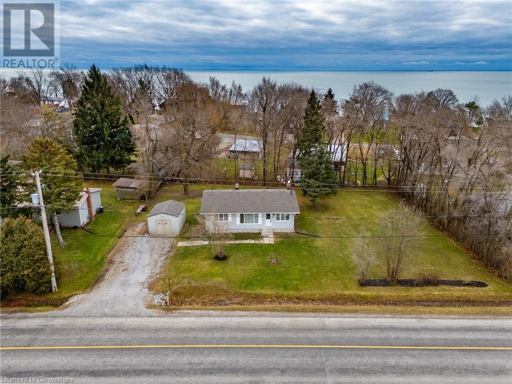 594 NEW LAKESHORE Road, Port Dover